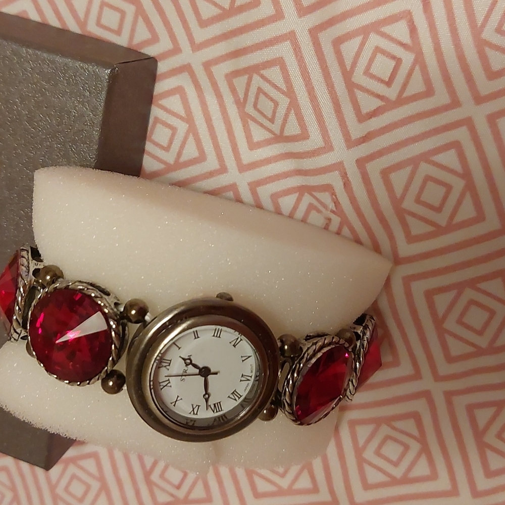 Strada ruby stone watch - Picture 4 of 4